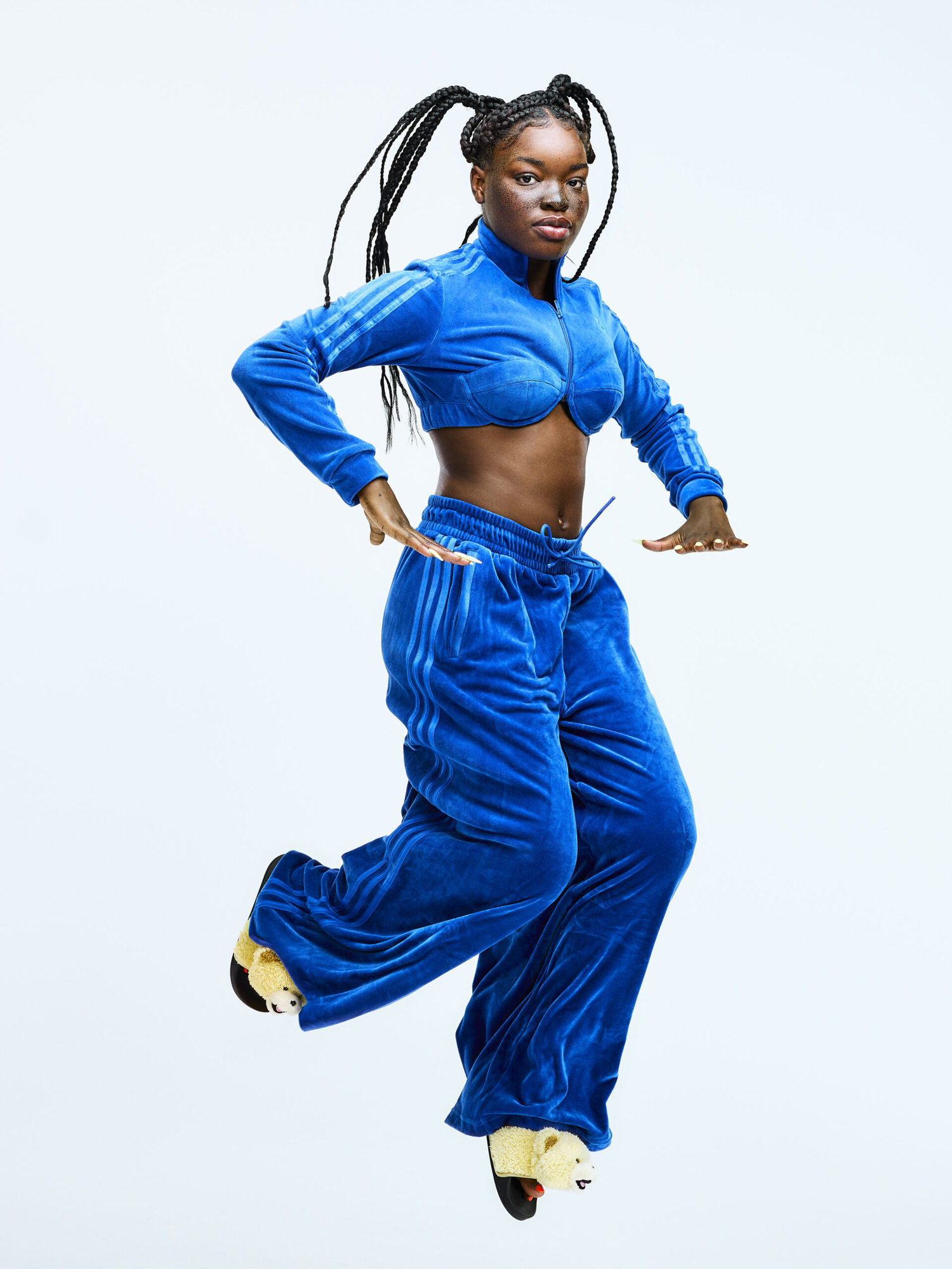 adidas Originals ve Jeremy Scott Koleksiyonu Sneaks Up Mağazalarında