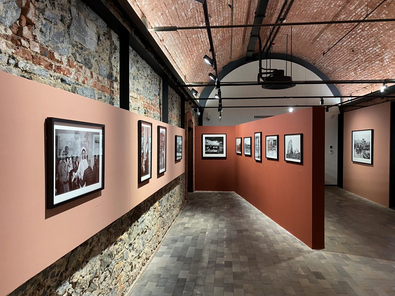 Ara Güler Müzesi’nde 2022 Yılının İlk sergisi “Muhtelif İstanbul”