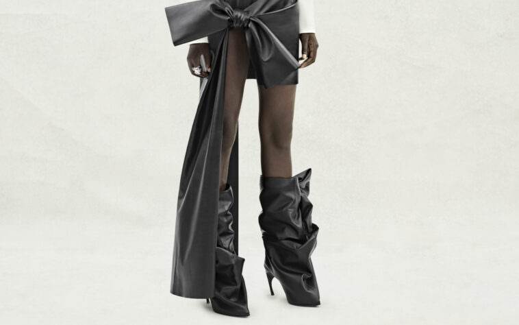 Alexander McQueen'den Armadillo Ayakkabıya Yeni Yorum