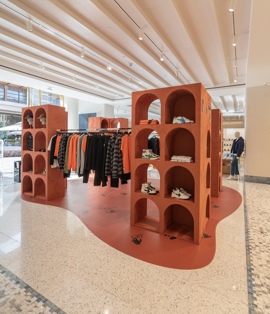 Beymen İstinyePark İzmir'de Özel Off-White Pop-Up Butiği