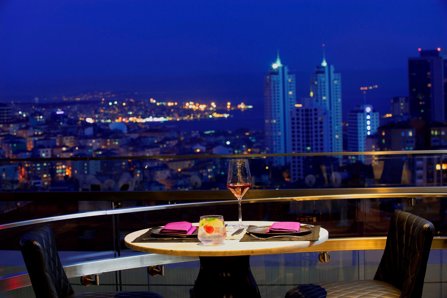Ukiyo Restaurant & Bar Yaz Gecelerine Asya Esintisi Katıyor…